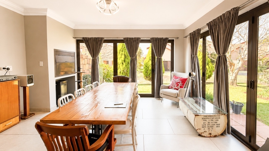 3 Bedroom Property for Sale in The Coves North West